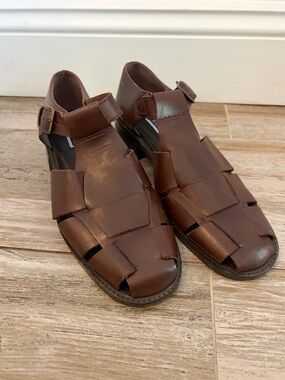 VTG Women’s Brown Leather Fisherman Sandals